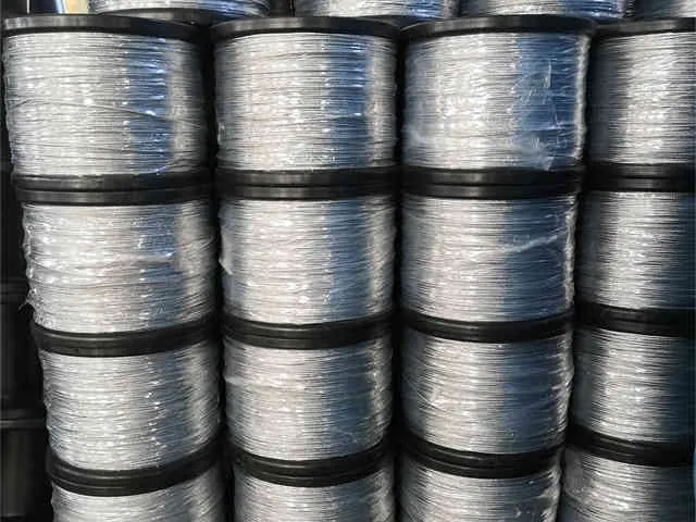 Wire rope 7x7 + IWRC, 1770 N/mm², galvanized, transparent PVC coated